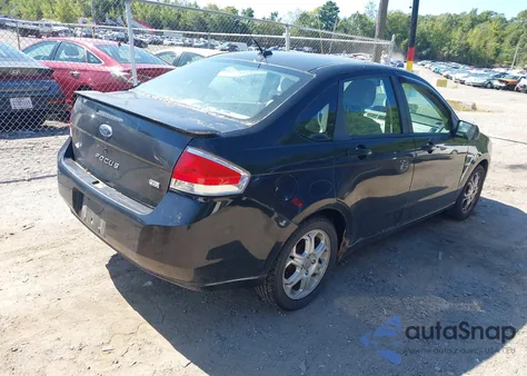 2008 Ford Focus Se/Ses z USA, uszkodzony, nr VIN 1FAHP35N68W217460